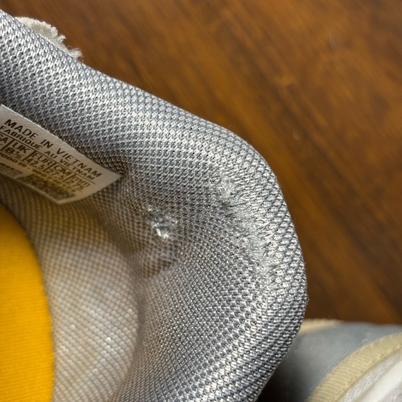 Reebok Club C Zip NASA Artifact Transfer Program - Picture 8 of 9